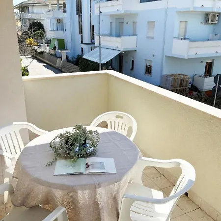 Holihome - Luna Apartamento Tortoreto